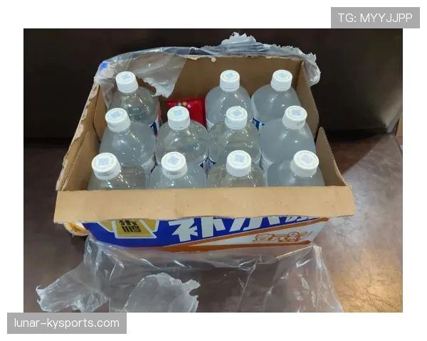 陈梦家冰箱里塞满蛋白粉，连饮料都是自己配的电解质水